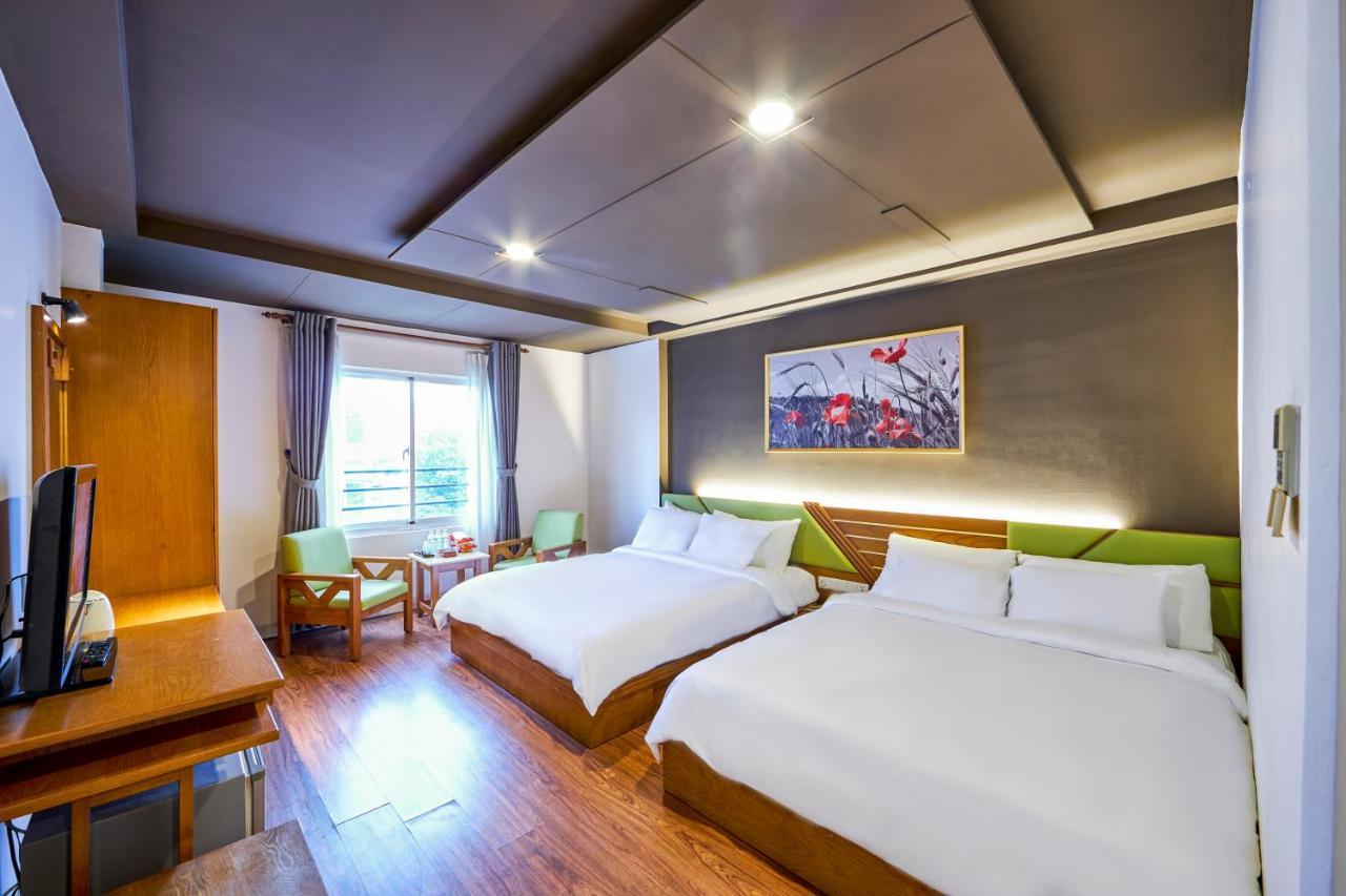 The Noble Swan Hotel Saigon Ho Şi Min Exterior foto