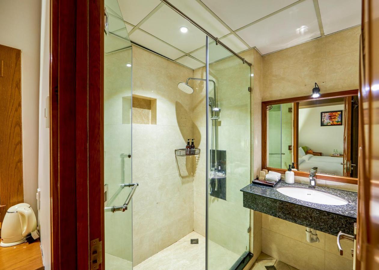 The Noble Swan Hotel Saigon Ho Şi Min Exterior foto