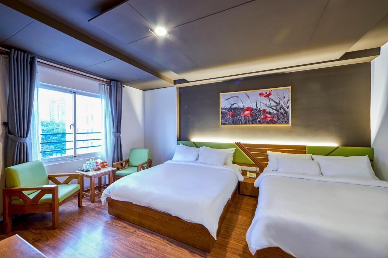 The Noble Swan Hotel Saigon Ho Şi Min Exterior foto