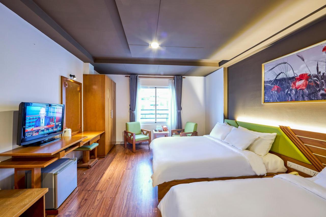 The Noble Swan Hotel Saigon Ho Şi Min Exterior foto