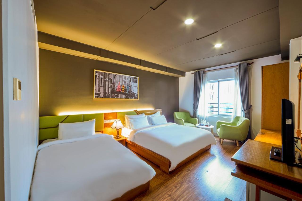 The Noble Swan Hotel Saigon Ho Şi Min Exterior foto