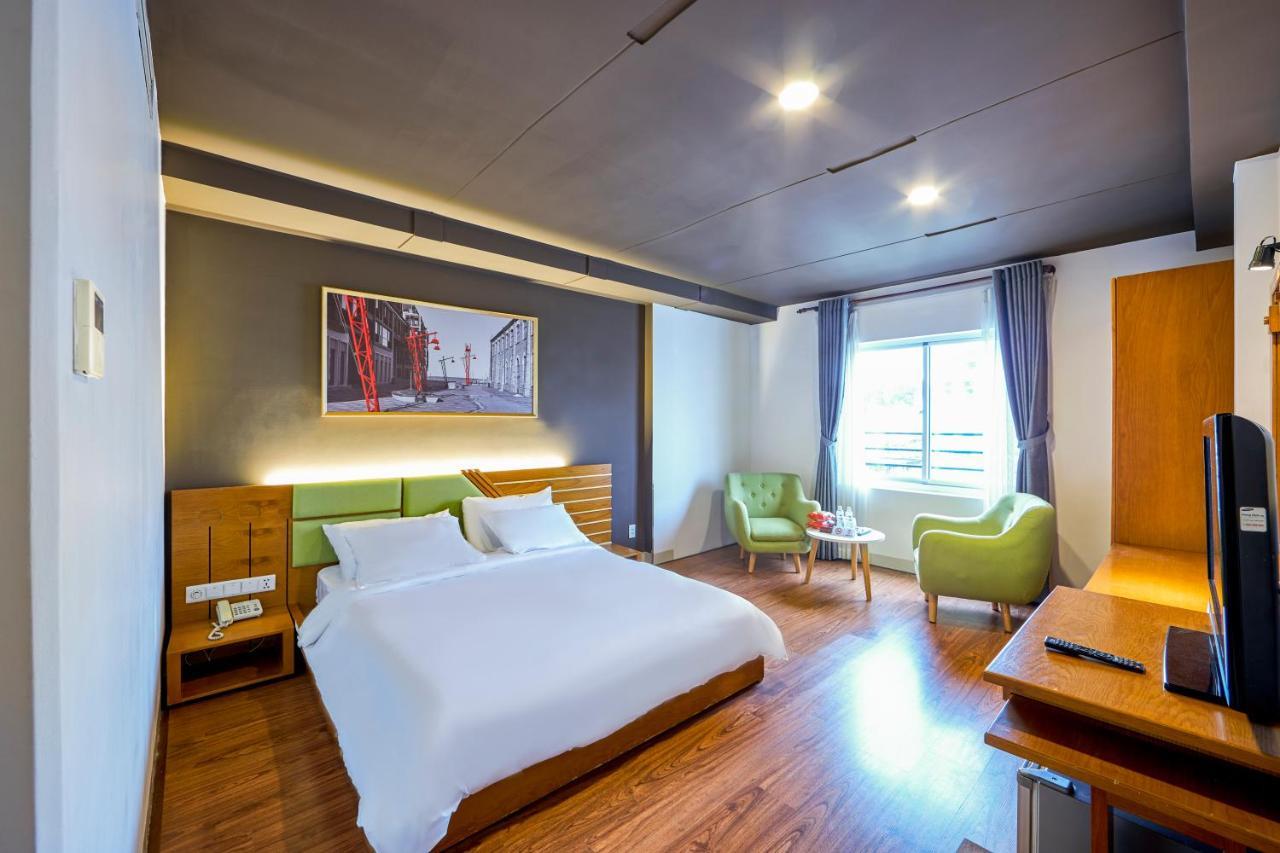 The Noble Swan Hotel Saigon Ho Şi Min Exterior foto